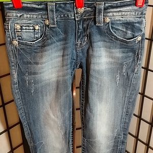 🦇😎 MISS ME 😎🦇 GuC Cross Distressed Capri